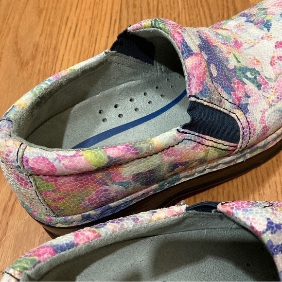 6.5 KLOGS FOOTWEAR Naples Collection Clogs great for someone on their feet a lot - Picture 10 of 15